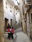 Paseo por las calles de Torre de D. Miguel