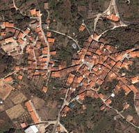Vista satélite de Cadalso, en Sierra de Gata, Extremadura.